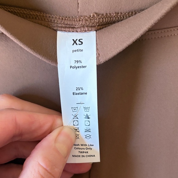 HALARA Brown Flare Cargo Pants Size XS Petite - Picture 2 of 5